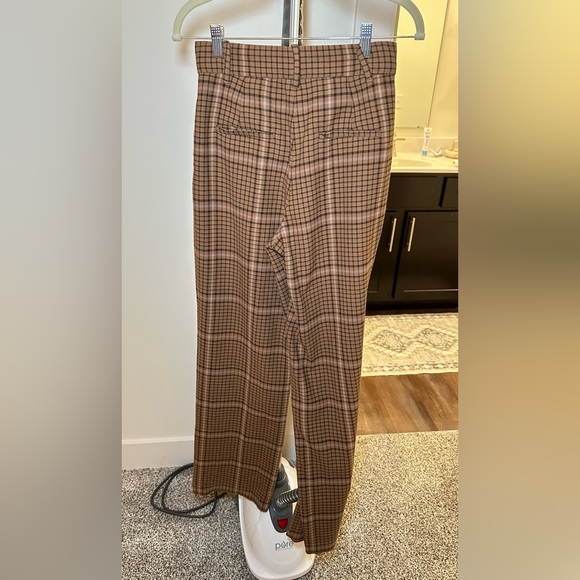 Aritzia Wilfred Effortless Pants Brown Checkered Plaid Trousers - Picture 4 of 11